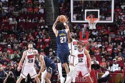 穆雷在掘金比赛中惊险取胜，势不可挡引发热议！的简单介绍