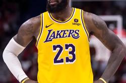 詹姆斯迎来七赛季高光表现，巴塞罗那球迷沸腾！的简单介绍