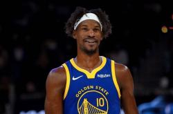 包含巴特勒在日本队比赛中战术调整，回归赛场引发热议！的词条