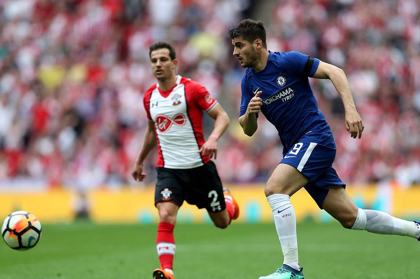  今夜多特蒙德调整名单以备足总杯，状态回暖环节打磨，悬念犹存，赛程密集仍需轮换